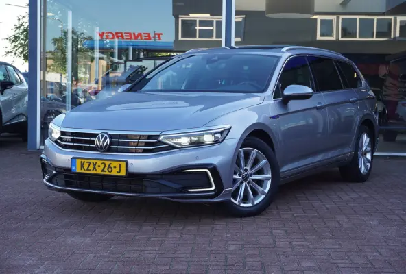 1.4 TSI PHEV GTE Business Highline | Automaat | Navigatie | CarPlay | Vol opties | Dealerauto | inruil