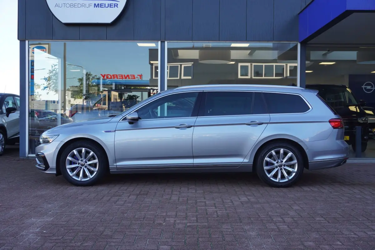 1.4 TSI PHEV GTE Business Highline | Automaat | Navigatie | CarPlay | Vol opties | Dealerauto | inruil
