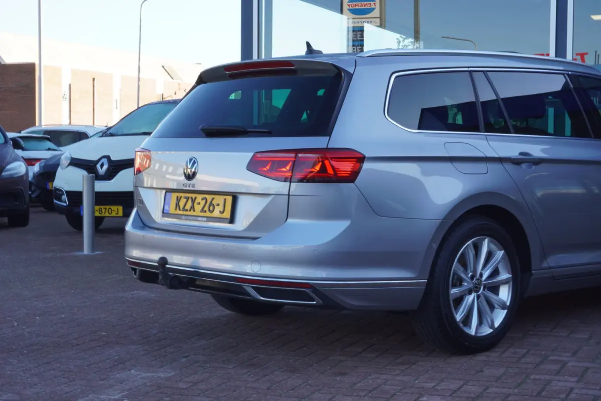 1.4 TSI PHEV GTE Business Highline | Automaat | Navigatie | CarPlay | Vol opties | Dealerauto | inruil