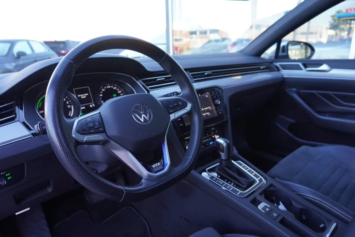 1.4 TSI PHEV GTE Business Highline | Automaat | Navigatie | CarPlay | Vol opties | Dealerauto | inruil