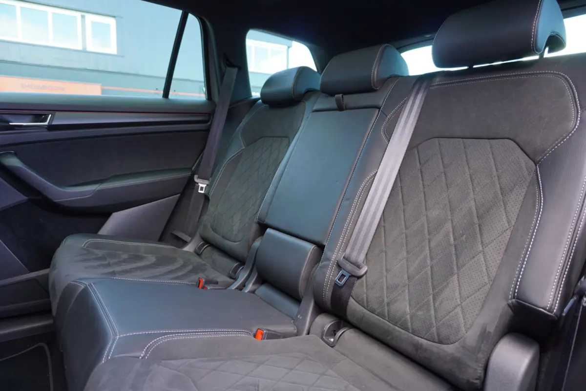 1.5 TSI Sportline Business Handgeschakeld | Airco | Navigatie | Vol opties | Elek. Pakket | Dealerauto | Inruil moge