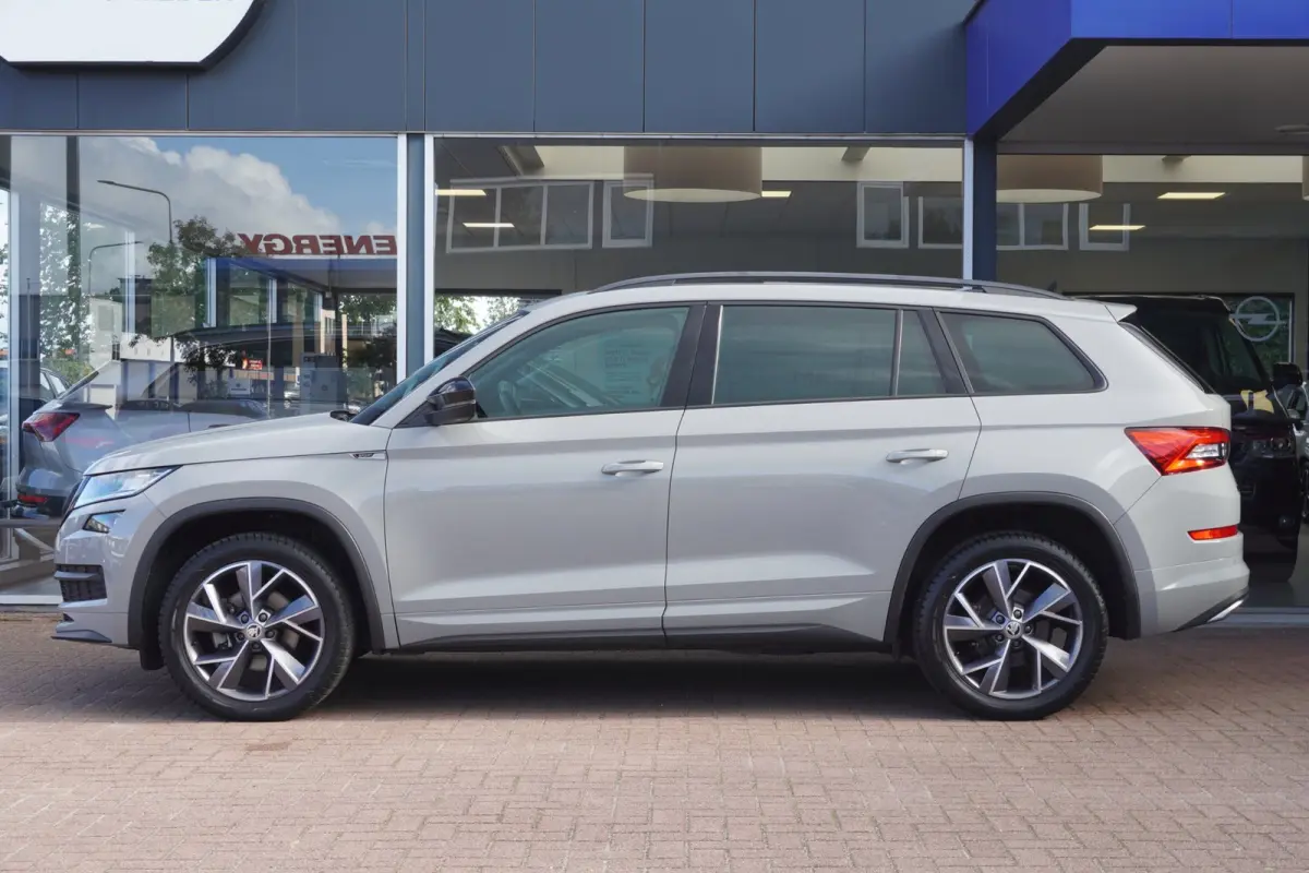 1.5 TSI Sportline Business Handgeschakeld | Airco | Navigatie | Vol opties | Elek. Pakket | Dealerauto | Inruil moge