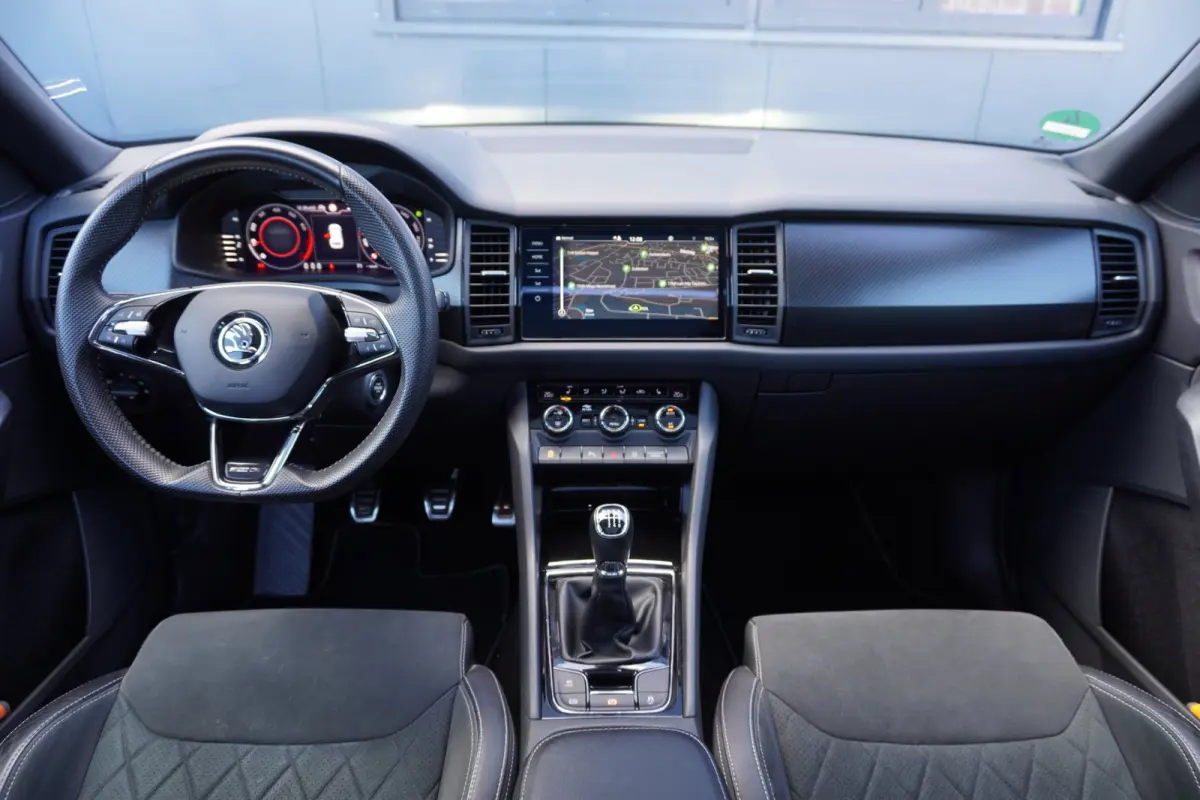 1.5 TSI Sportline Business Handgeschakeld | Airco | Navigatie | Vol opties | Elek. Pakket | Dealerauto | Inruil moge