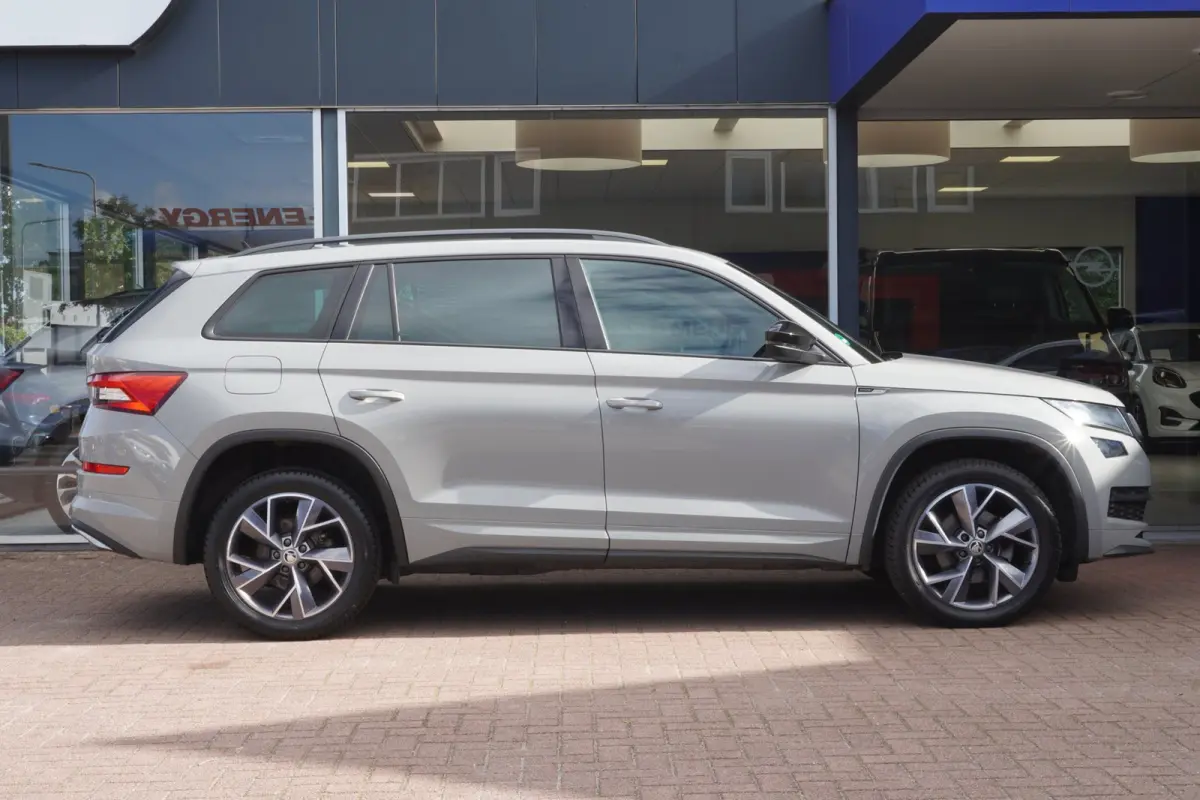 1.5 TSI Sportline Business Handgeschakeld | Airco | Navigatie | Vol opties | Elek. Pakket | Dealerauto | Inruil moge