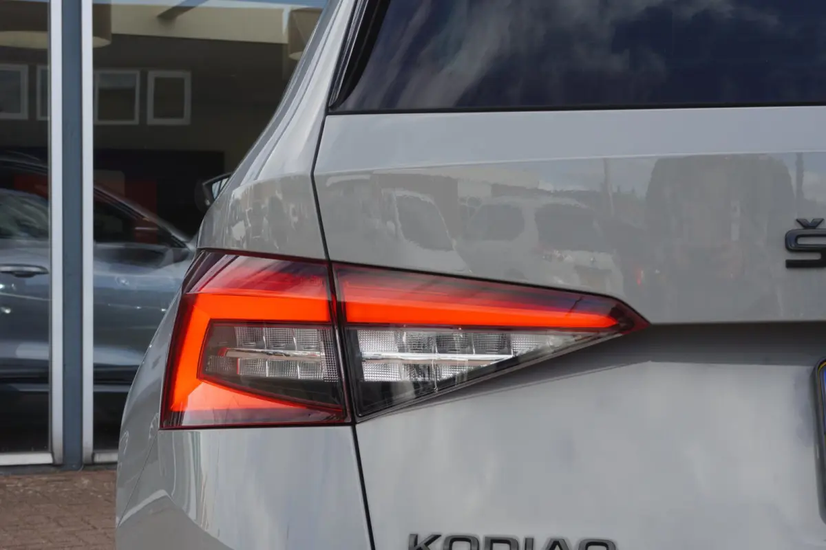 1.5 TSI Sportline Business Handgeschakeld | Airco | Navigatie | Vol opties | Elek. Pakket | Dealerauto | Inruil moge