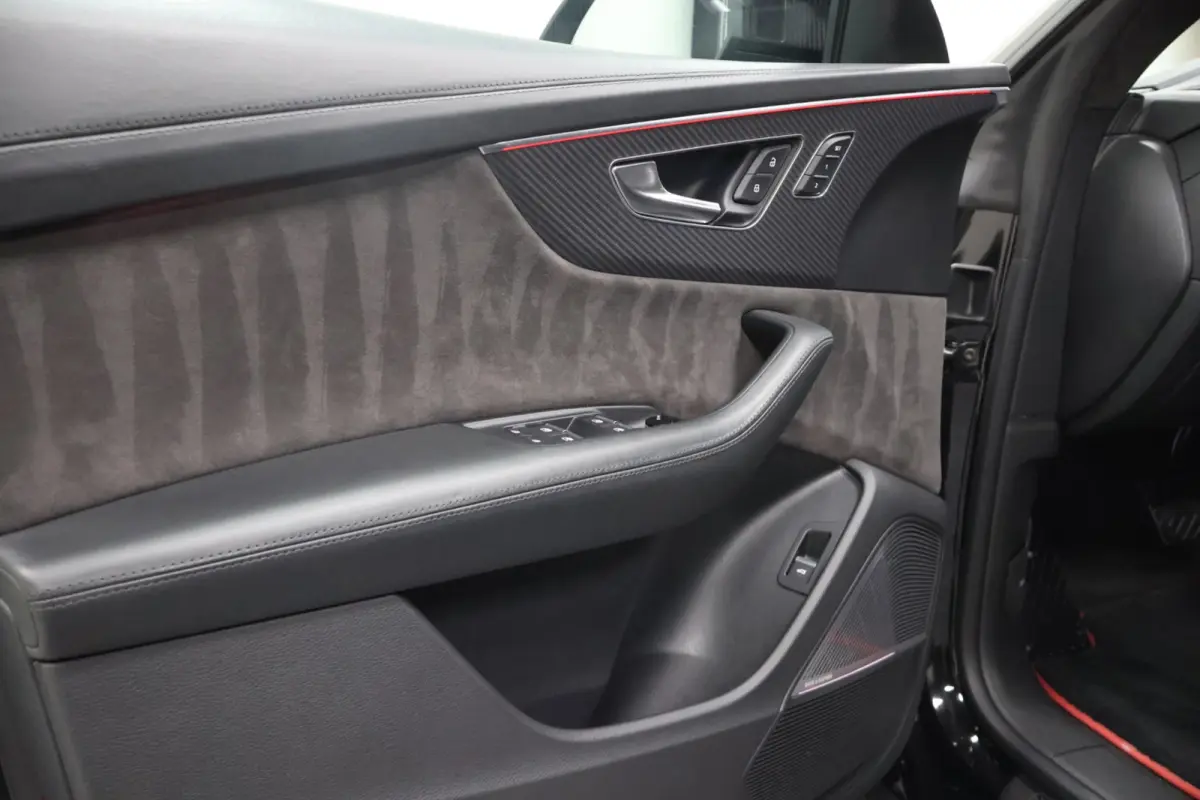 4.0 TFSI RSQ8 MANSORY |LIMITED|CARBON|B&0|CERAMIC