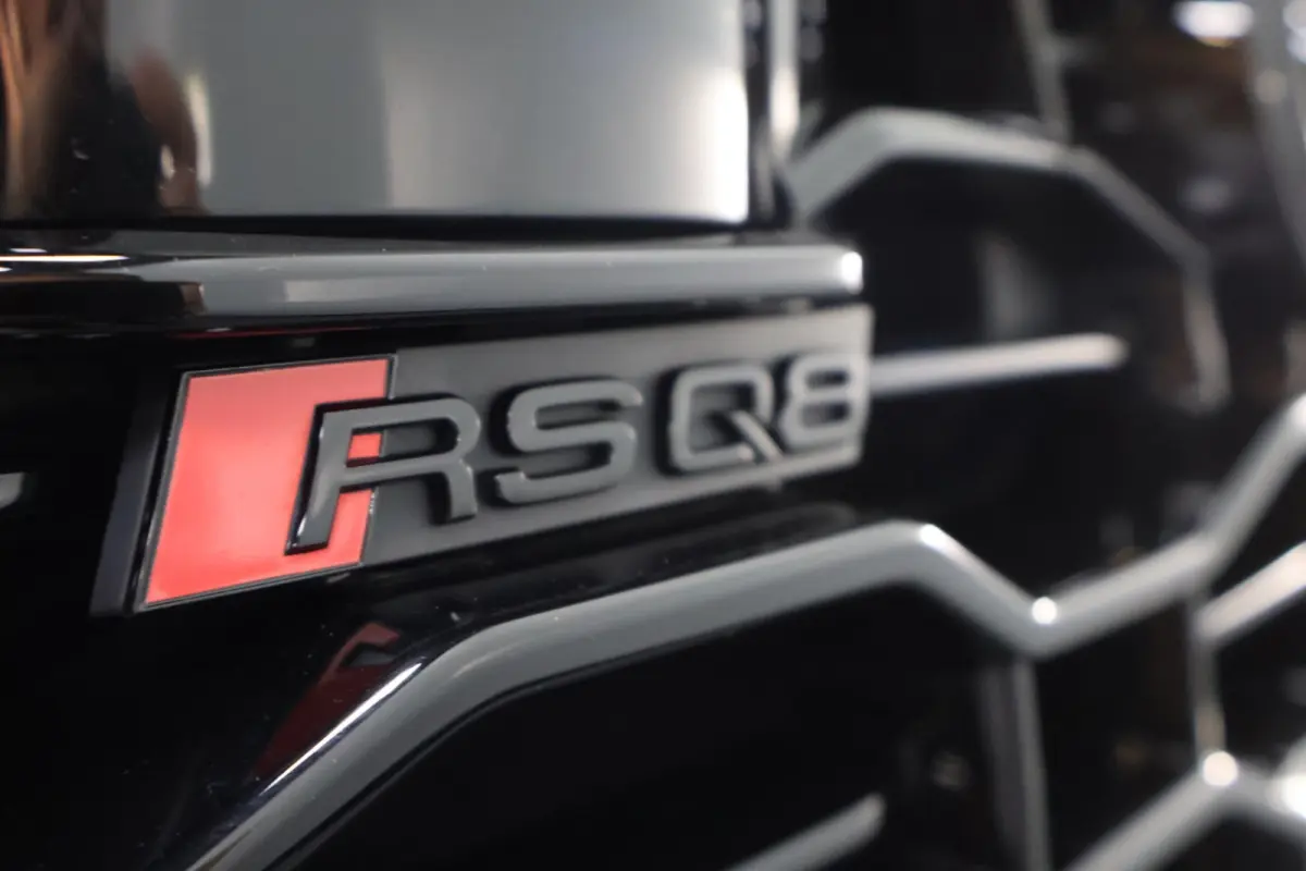 4.0 TFSI RSQ8 MANSORY |LIMITED|CARBON|B&0|CERAMIC