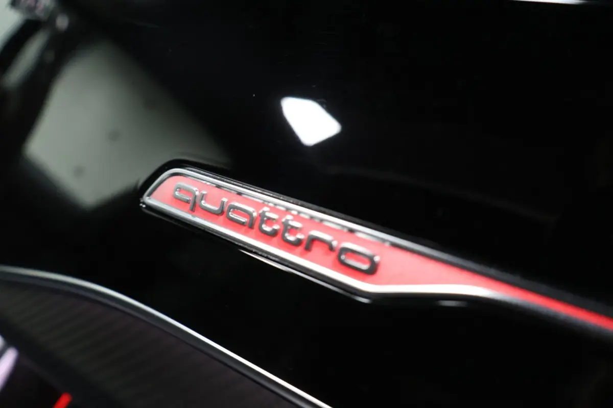 4.0 TFSI RSQ8 MANSORY |LIMITED|CARBON|B&0|CERAMIC