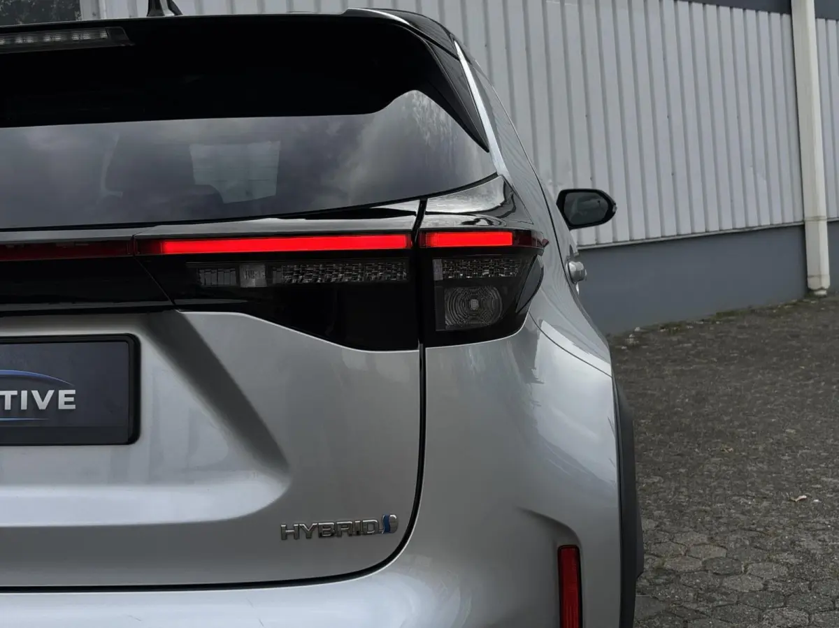 1.5 Hybrid Executive Bi-Tone | Pano | JBL | HUD | Elektr. klep