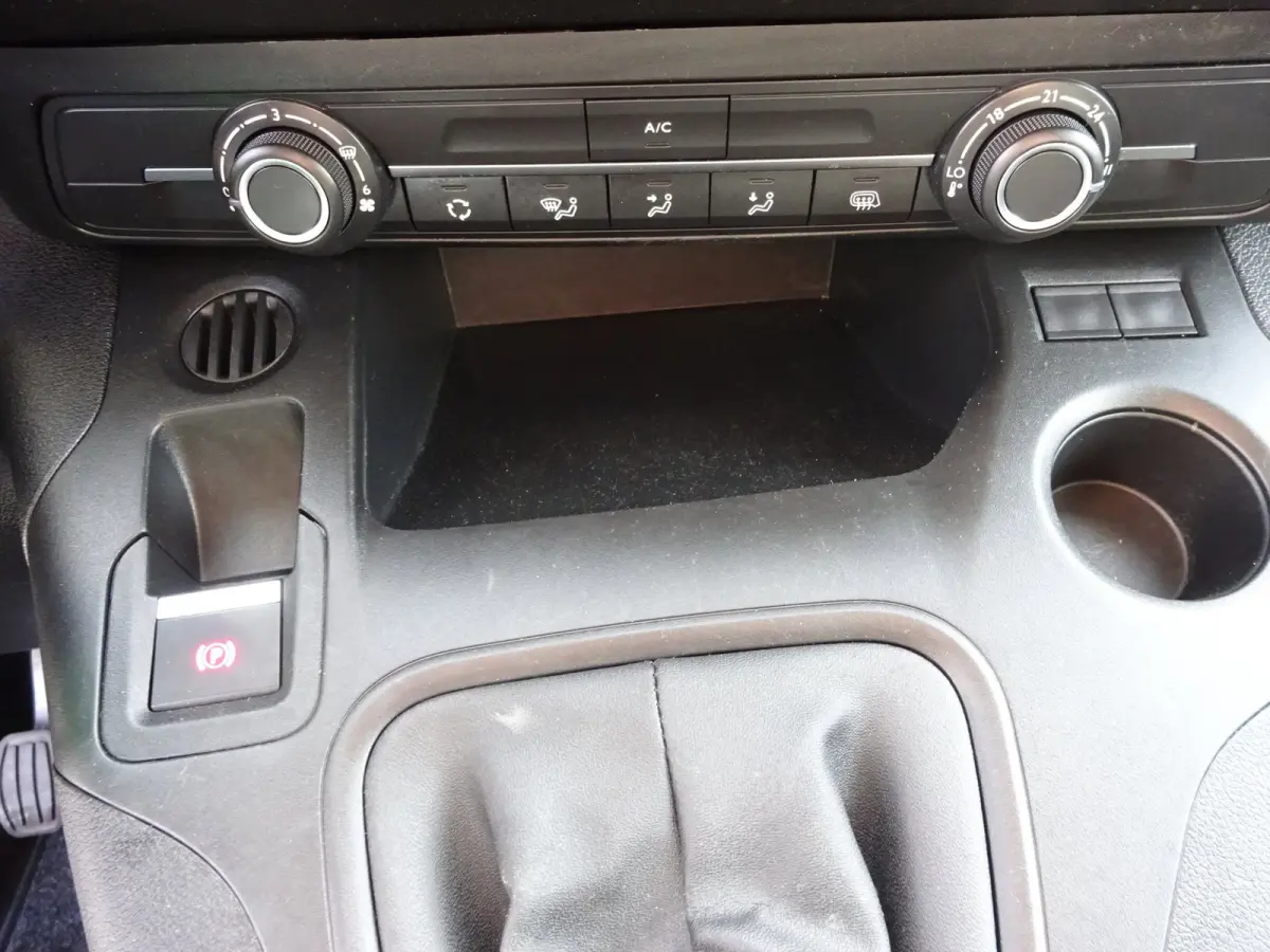 1.5 BlueHDI Club AIRCO NAVI CRUISE CONTROL 3 ZITPLAATSEN