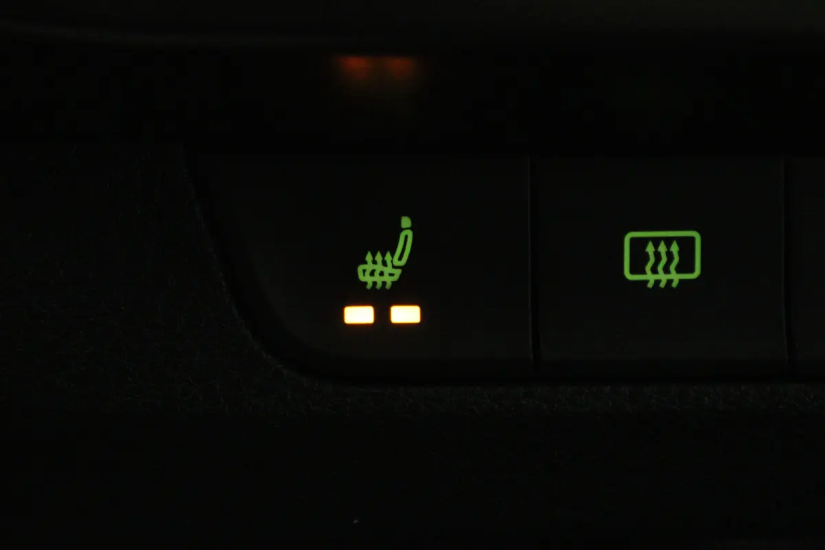 1.2 TSI Style Business (TREKHAAK, STOELVERWARMING, NAVIGATIE)