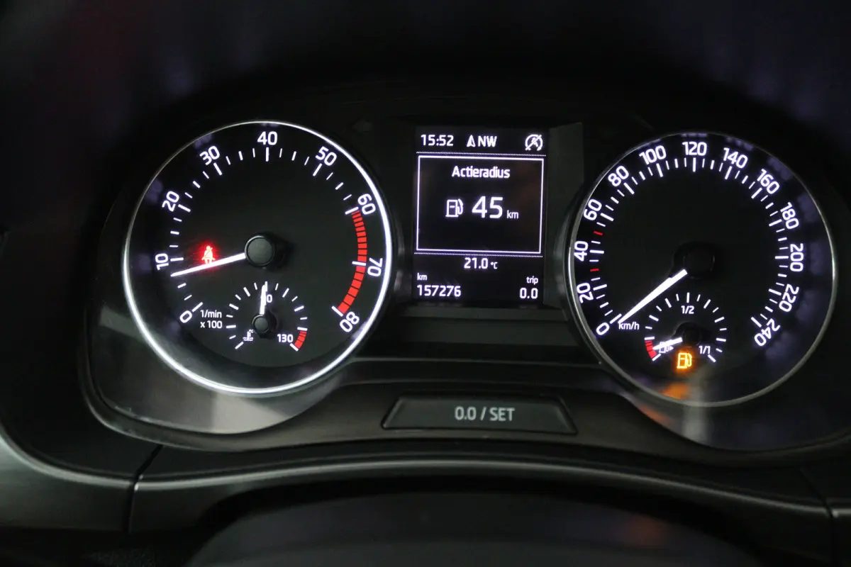 1.2 TSI Style Business (TREKHAAK, STOELVERWARMING, NAVIGATIE)