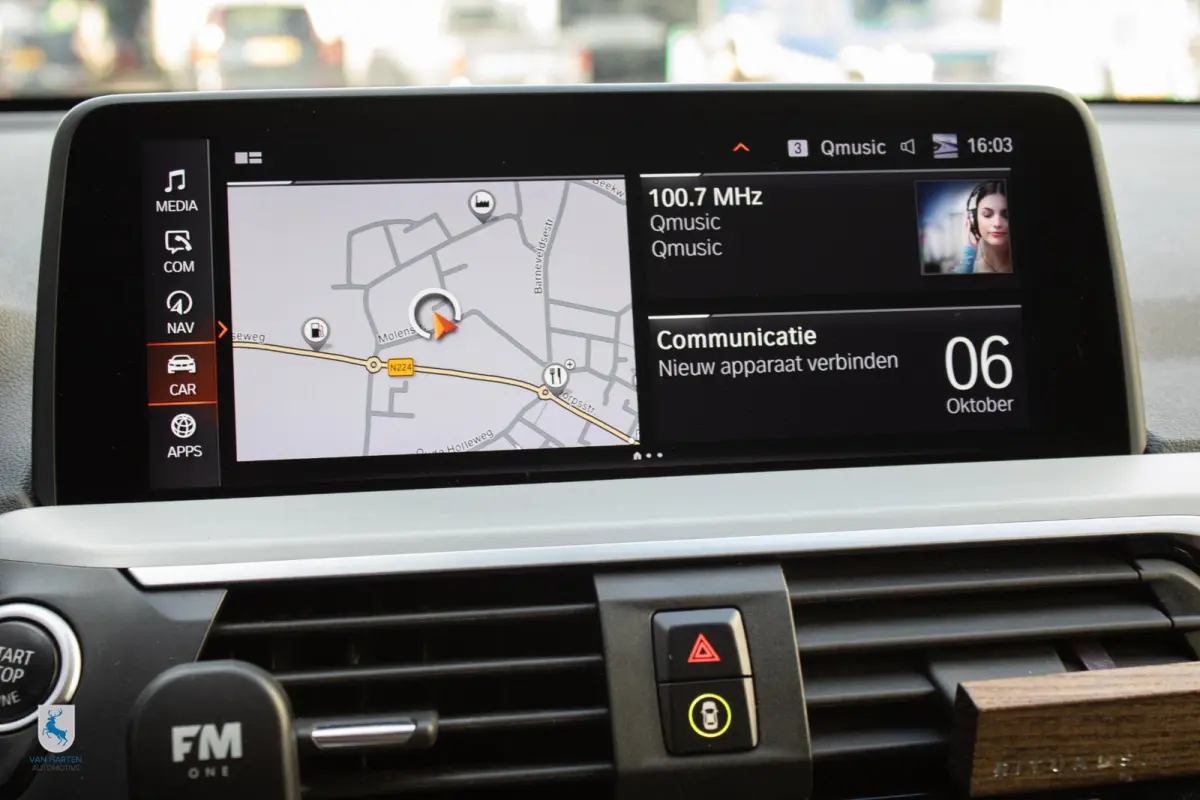 xDrive30i High Executive M Sport / Harmann Kardon / Apple carplay