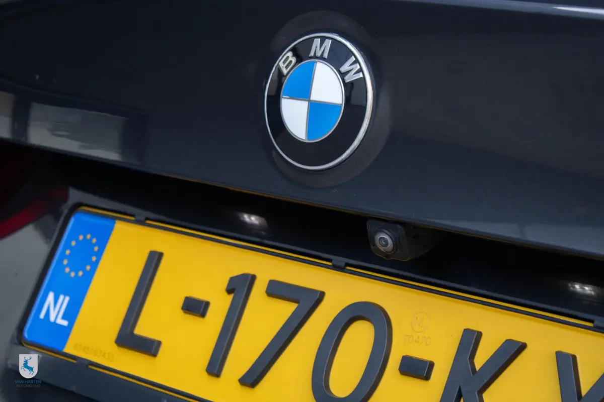 xDrive30i High Executive M Sport / Harmann Kardon / Apple carplay