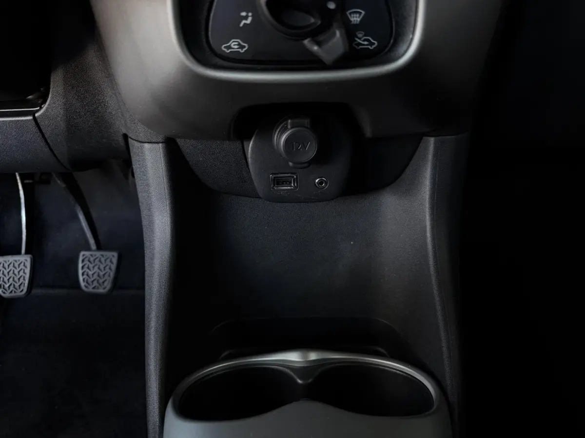 1.0 VVT-i x D Team|Airco|Bluetooth|Cruise|