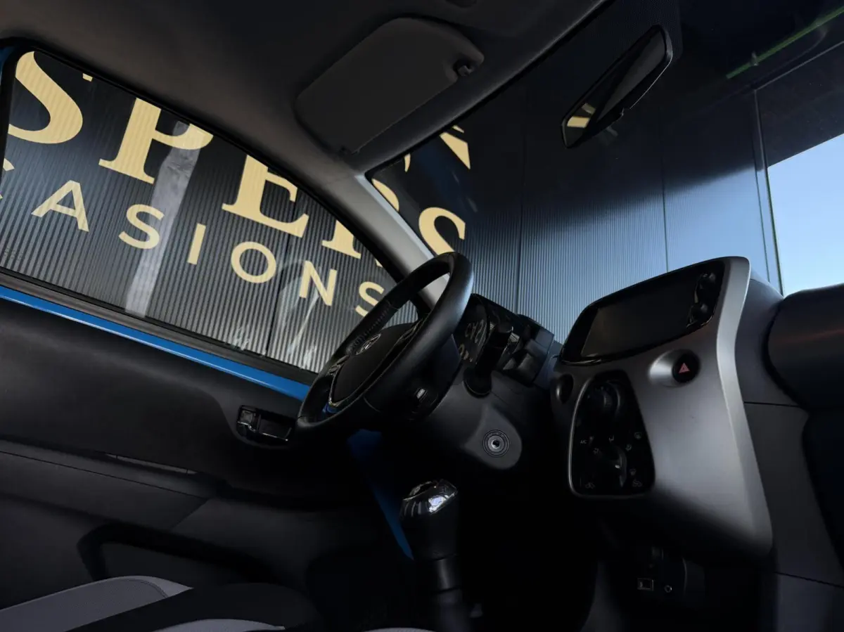 1.0 VVT-i x D Team|Airco|Bluetooth|Cruise|