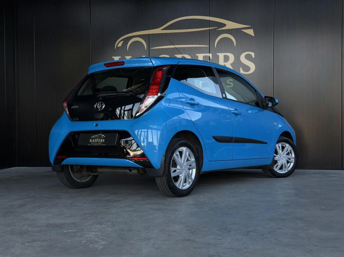 1.0 VVT-i x D Team|Airco|Bluetooth|Cruise|