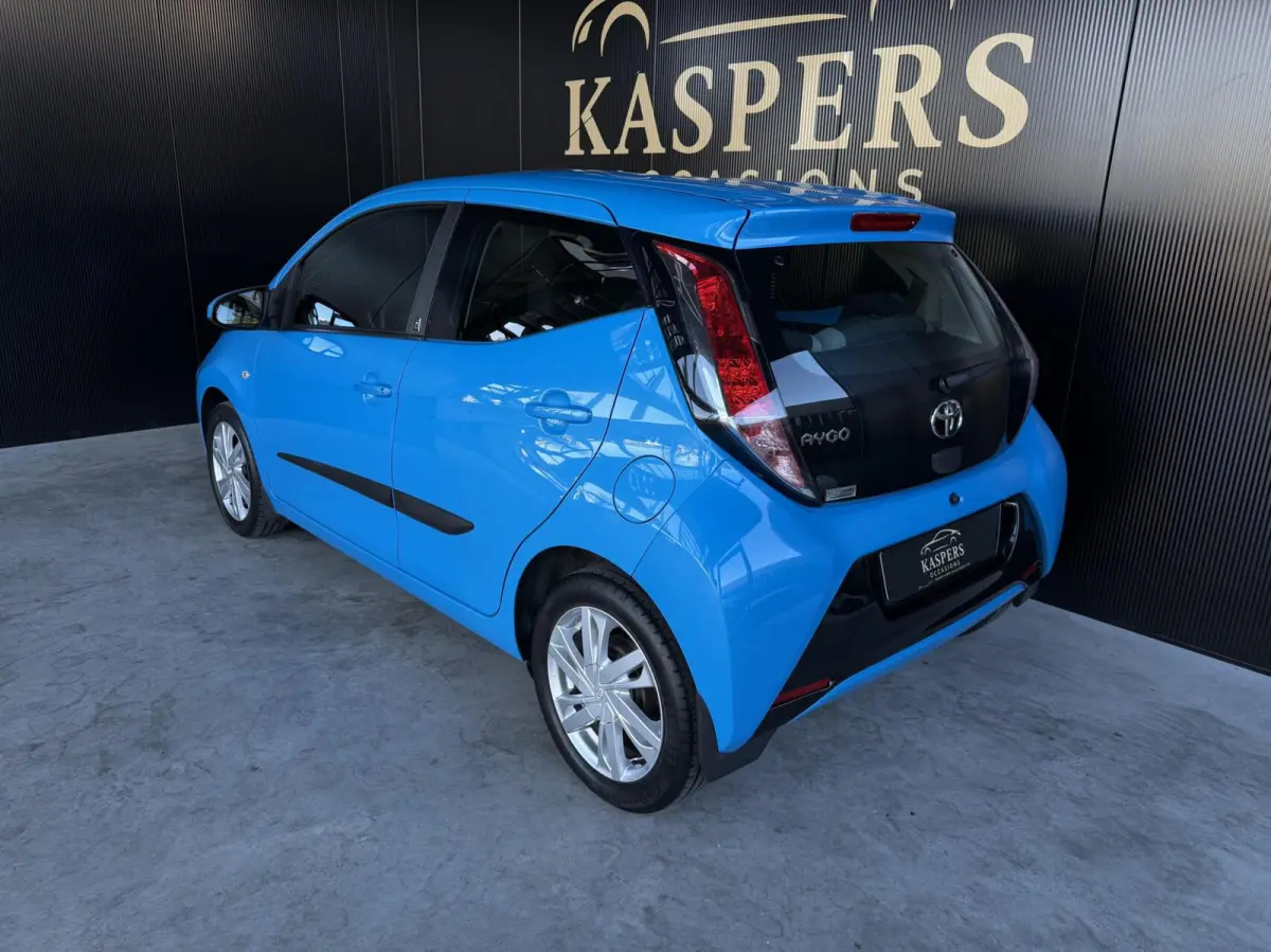 1.0 VVT-i x D Team|Airco|Bluetooth|Cruise|