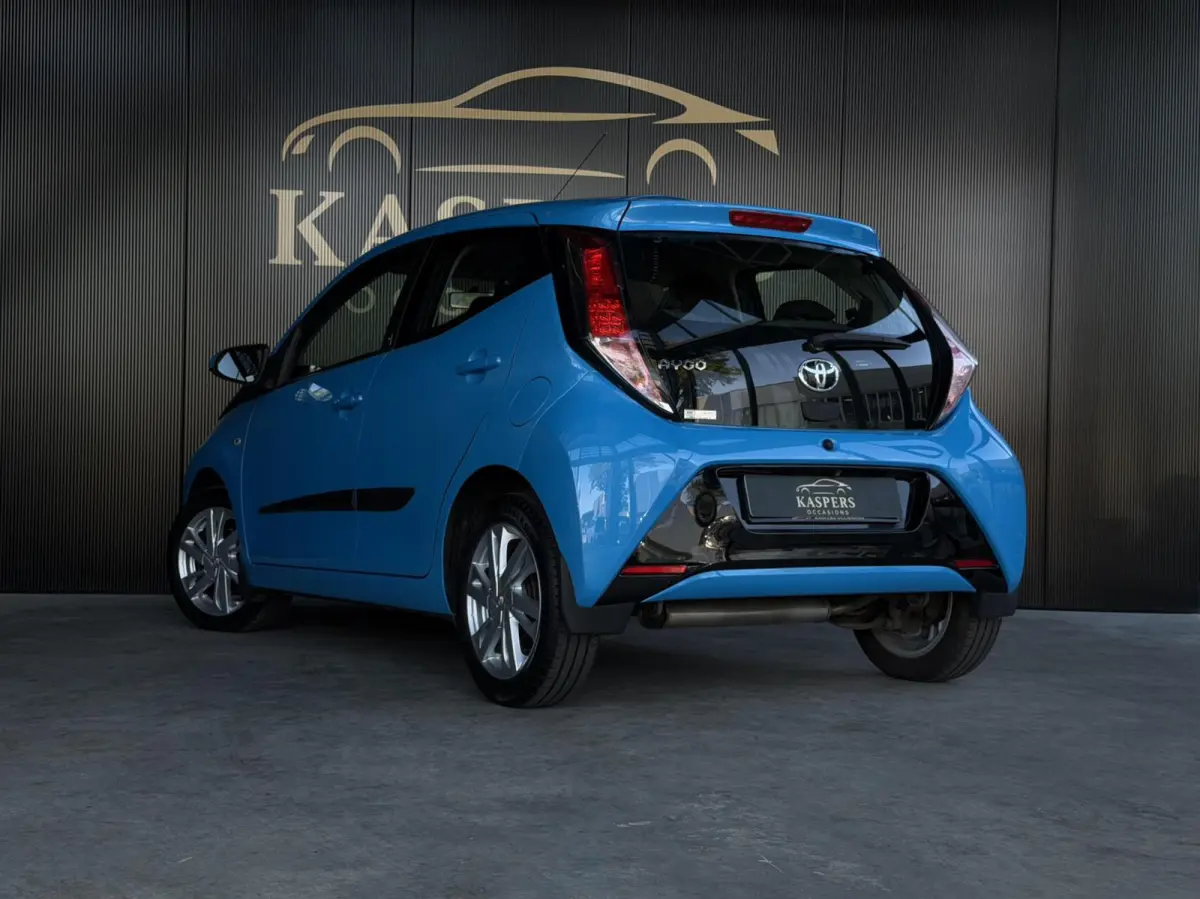 1.0 VVT-i x D Team|Airco|Bluetooth|Cruise|