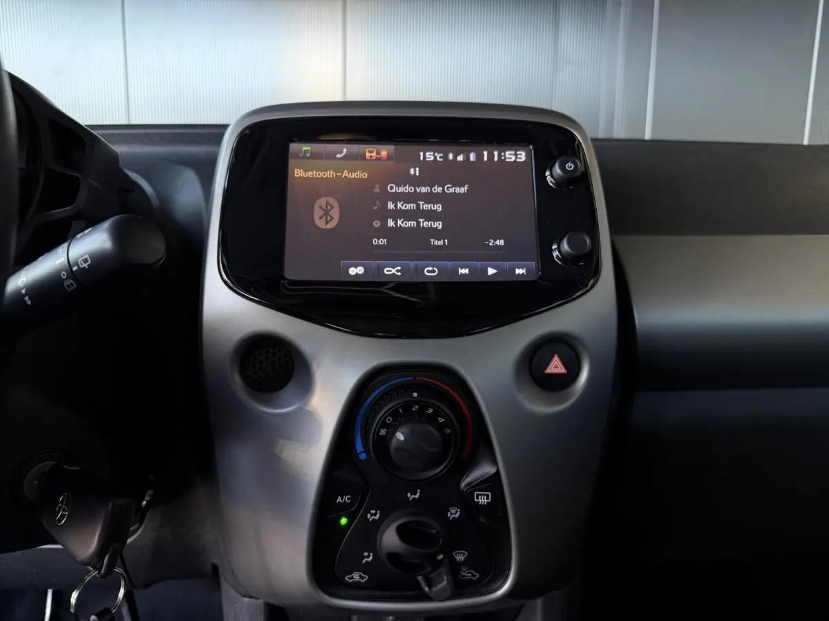 1.0 VVT-i x D Team|Airco|Bluetooth|Cruise|