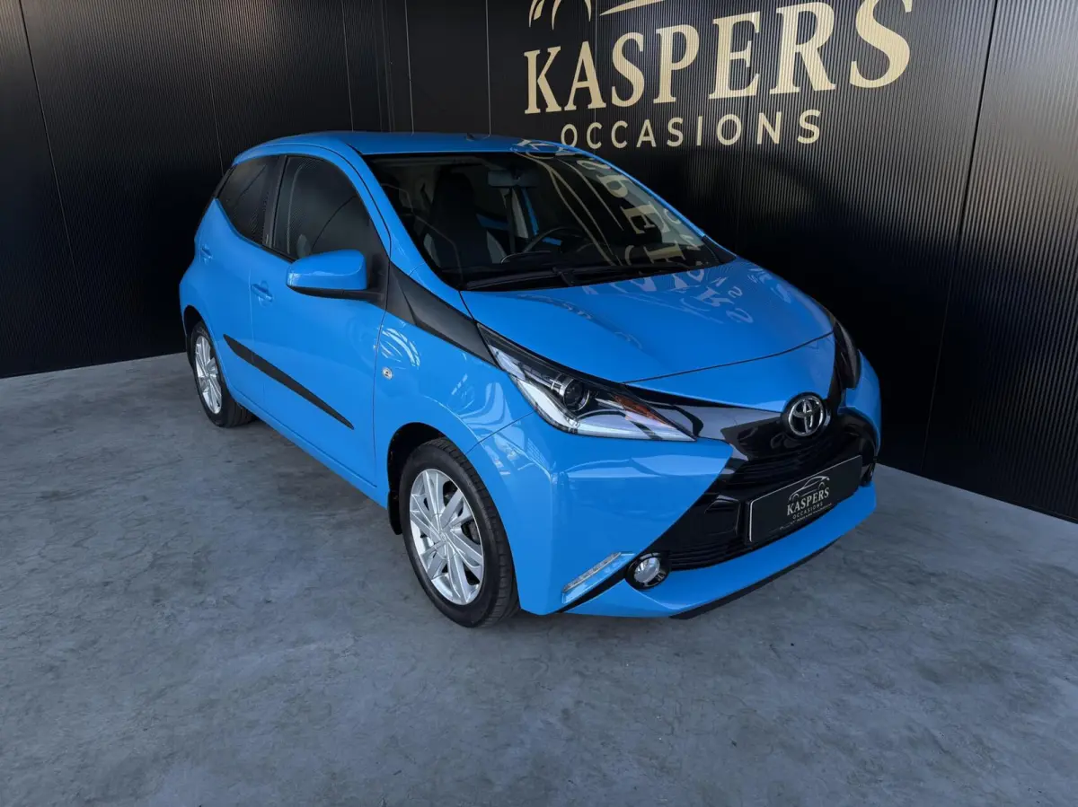 1.0 VVT-i x D Team|Airco|Bluetooth|Cruise|