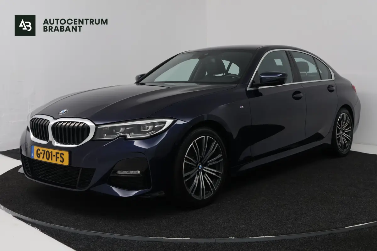 320i High Executive M-sport(M-PAkKKET, CAMERA, STOELVERWARMING, SFEERVERLICHTING, DEALER ONDERHOUDEN)
