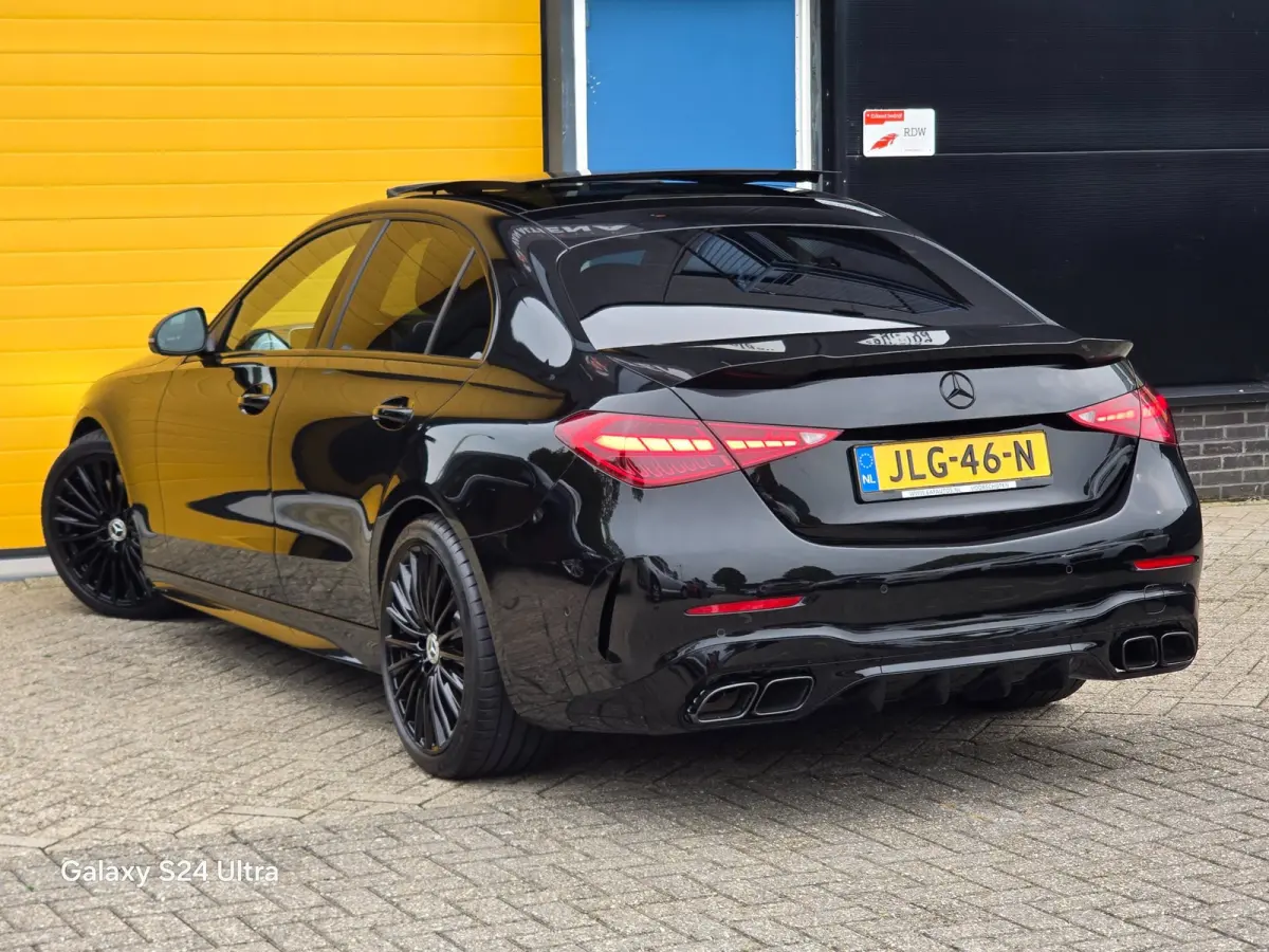 180 AMG Line / Aut /Head Up / Leder / Burmester / 360 Camera / Burmester / Memory / Open Panoramadak
