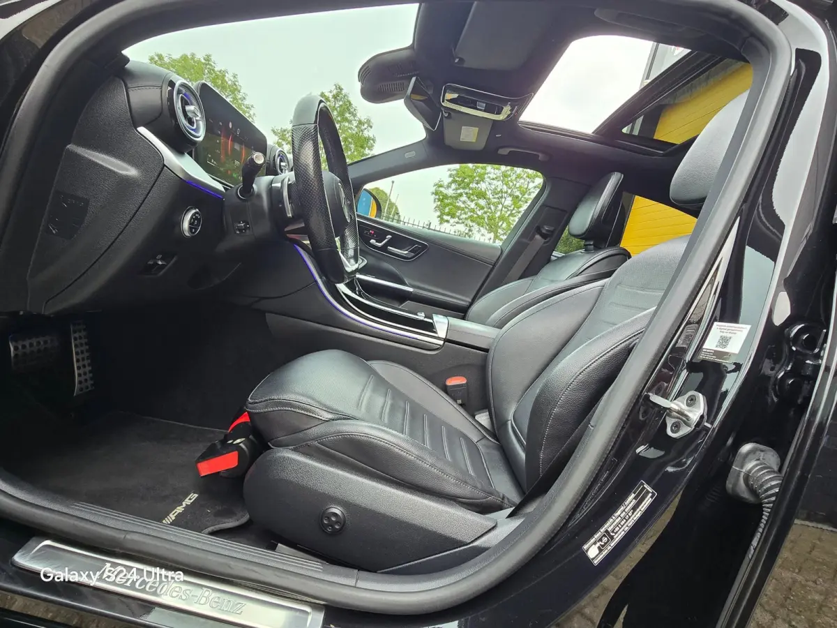 180 AMG Line / Aut /Head Up / Leder / Burmester / 360 Camera / Burmester / Memory / Open Panoramadak