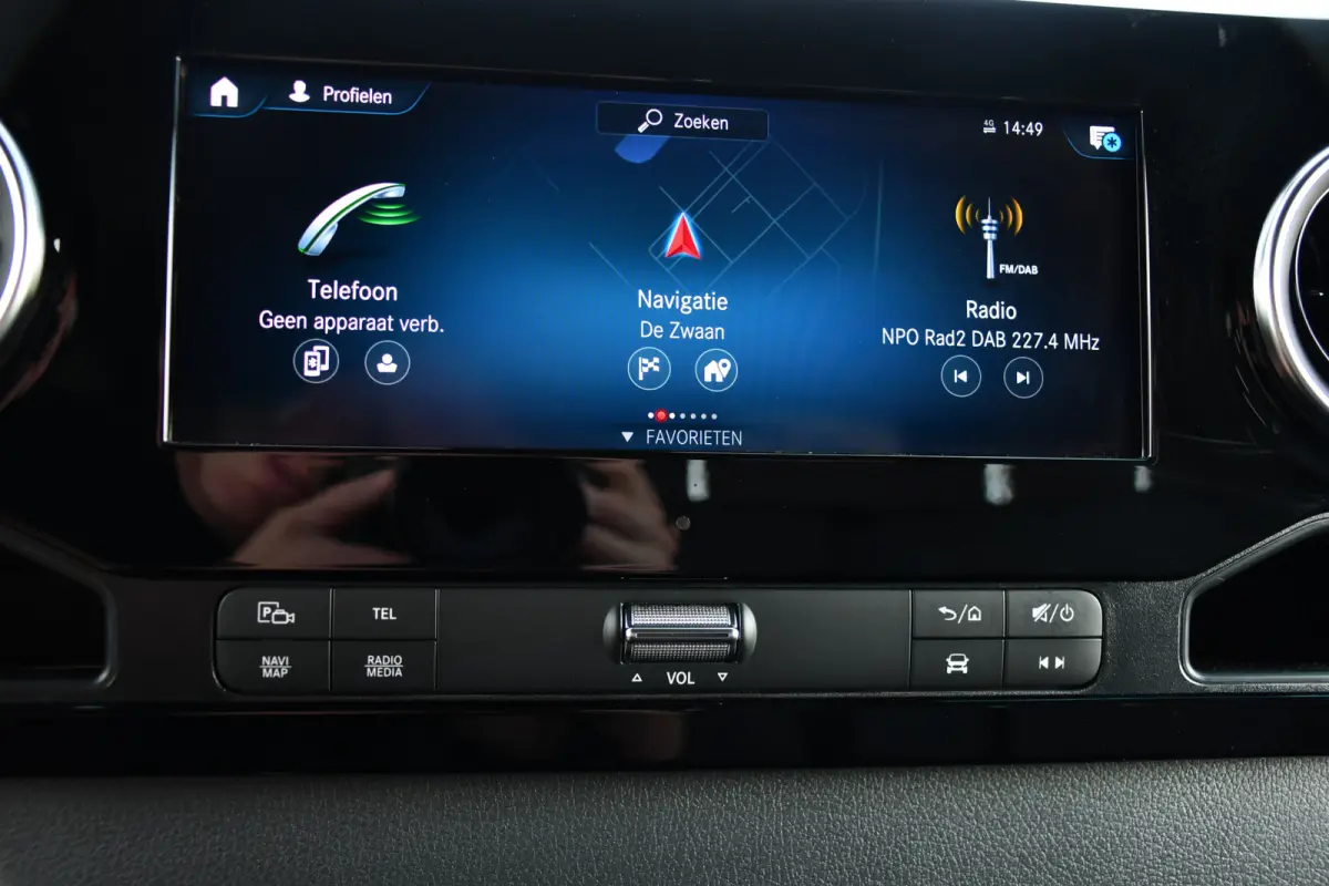 319 1.9 CDI L2H2 RWD Black Edition 360 Camera, Cruise, LED, 3500kg Trekhaak, Carplay, Leder, 10,5'' Mbux, 190pk, Automaat, NAVI, Uniek!