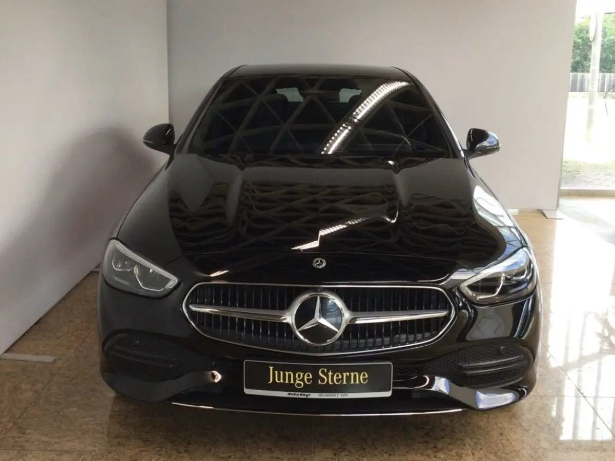 300e AVANTGARDE ** LED, MEMORY, TREKH, ACC, HuD, WINTERPACK, 18-inch LMV, KEYLESS ** Ex MB-AG - UNFALLFREI ** ** INFORMEER OOK NAAR ONZE AANTREKKELIJKE FINANCIAL-LEASE TARIEVEN **