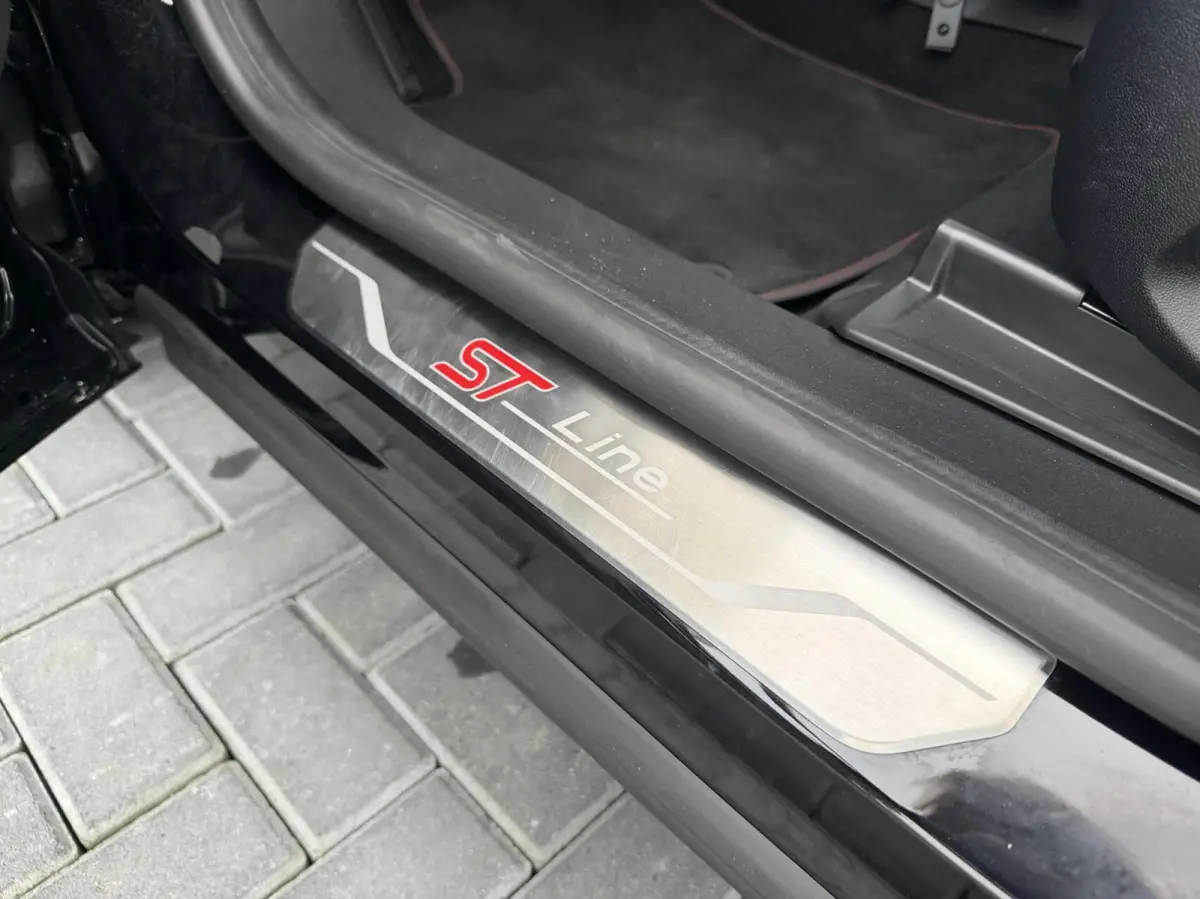 1.0 EcoBoost ST-Line X|TREKHAAK|