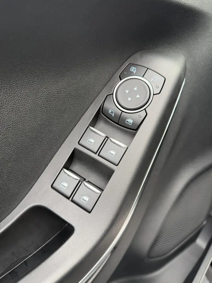 1.0 EcoBoost ST-Line X|TREKHAAK|