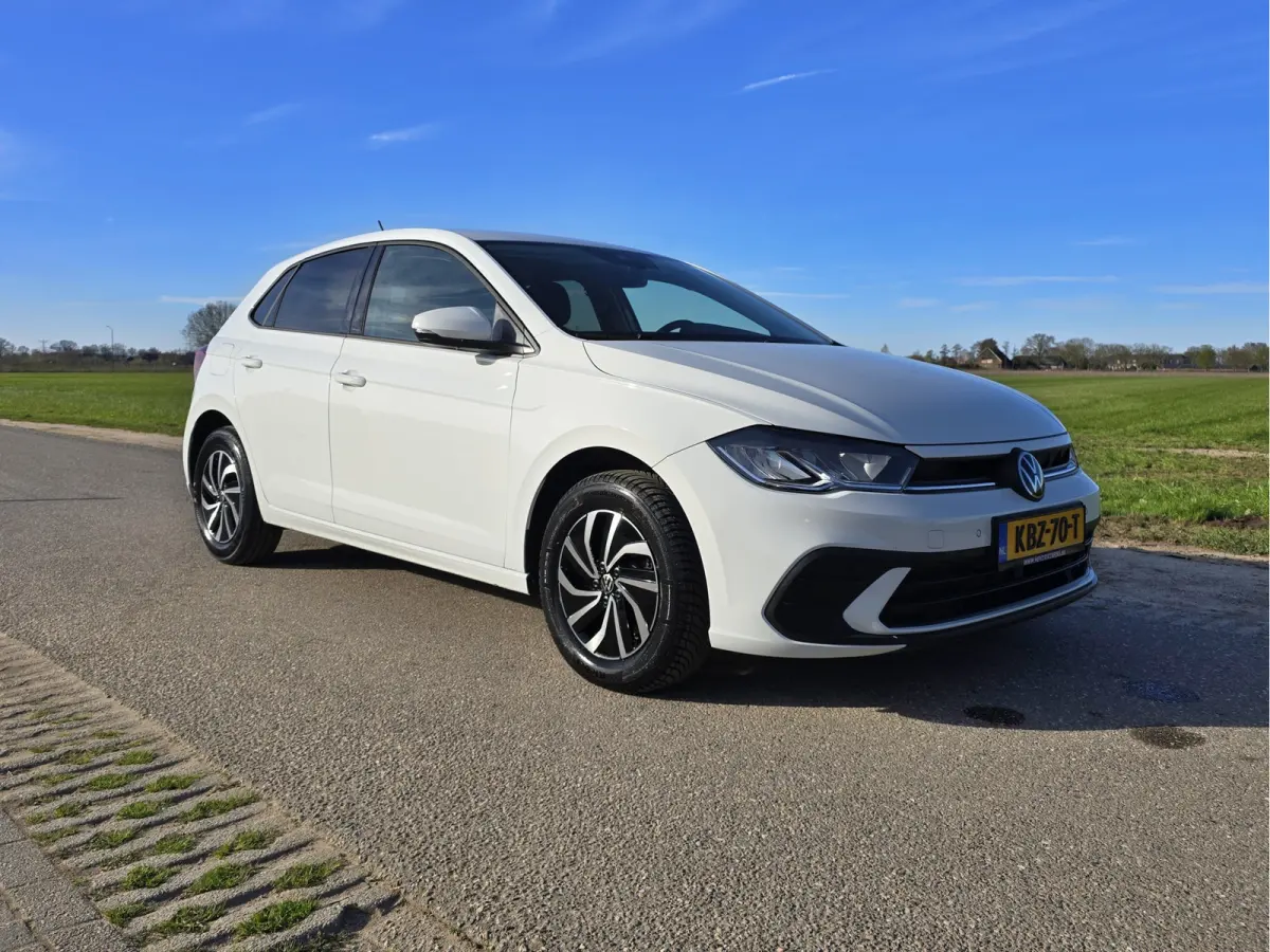 1.0 TSI Life Edition - 95 Pk - Euro 6 - AUTOMAAT - ParkeerCamera - AppleCarplay AndroidAuto