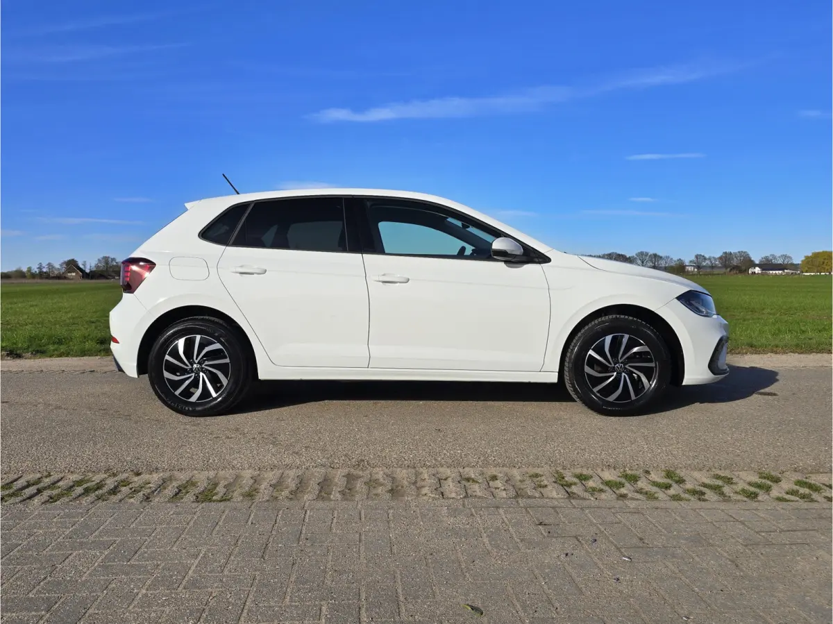 1.0 TSI Life Edition - 95 Pk - Euro 6 - AUTOMAAT - ParkeerCamera - AppleCarplay AndroidAuto