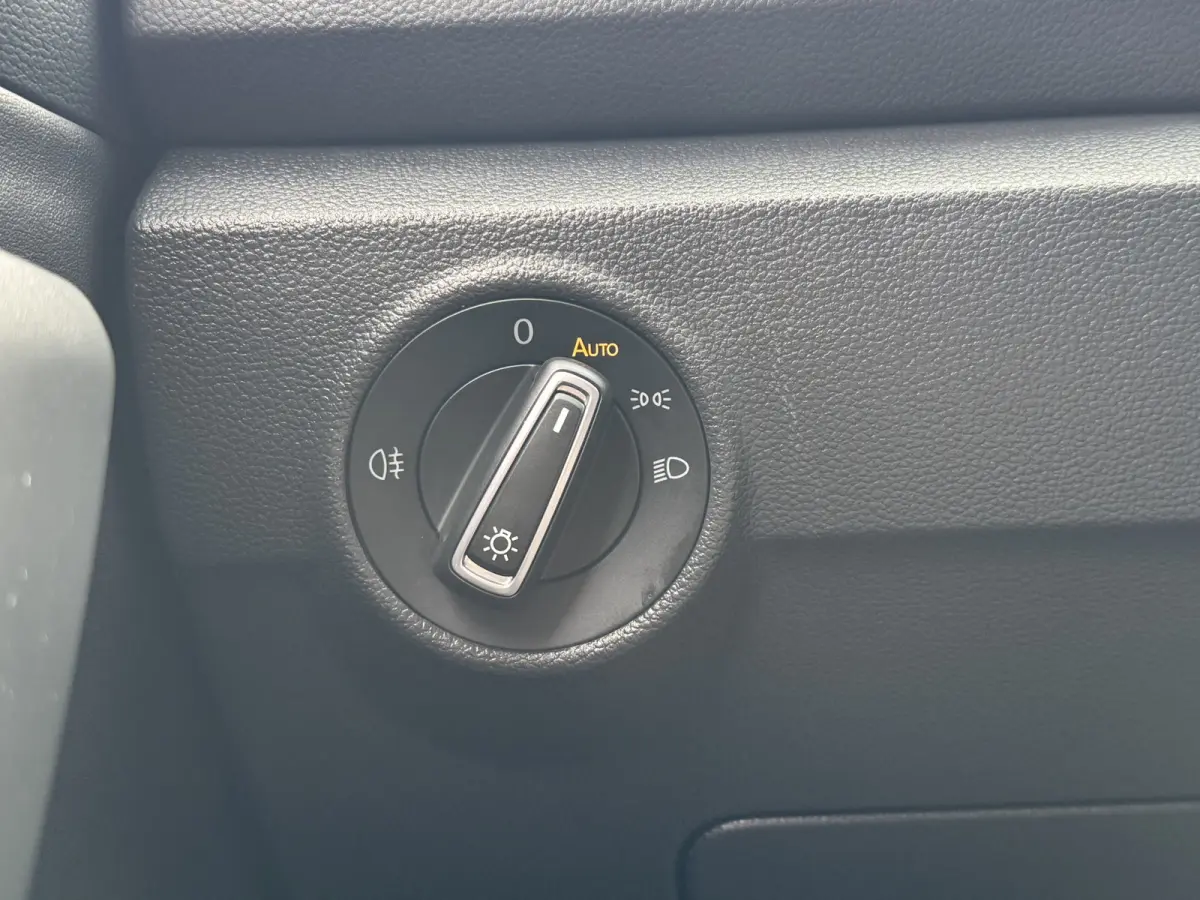 TSI 115PK LIFE GOAL EDITION NAVI/CARPLAY/PDC