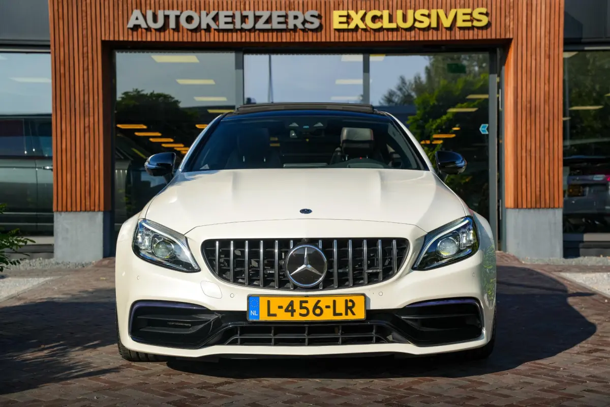 AMG 63 S Premium Plus Pack Pano Perfrect onderhouden