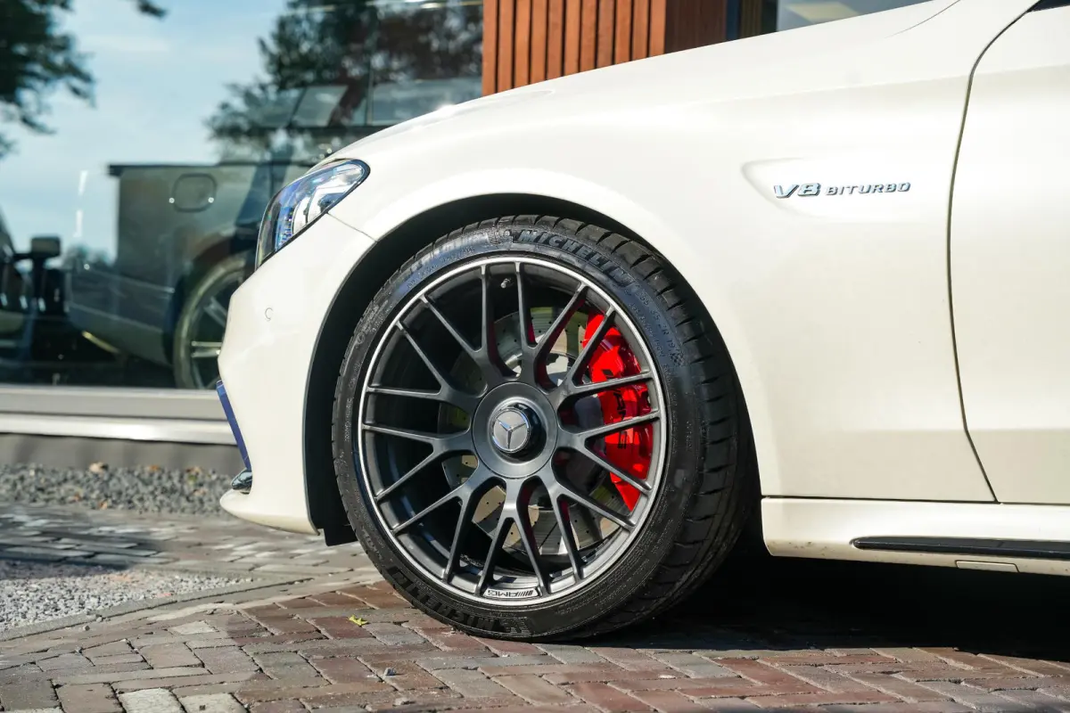 AMG 63 S Premium Plus Pack Pano Perfrect onderhouden