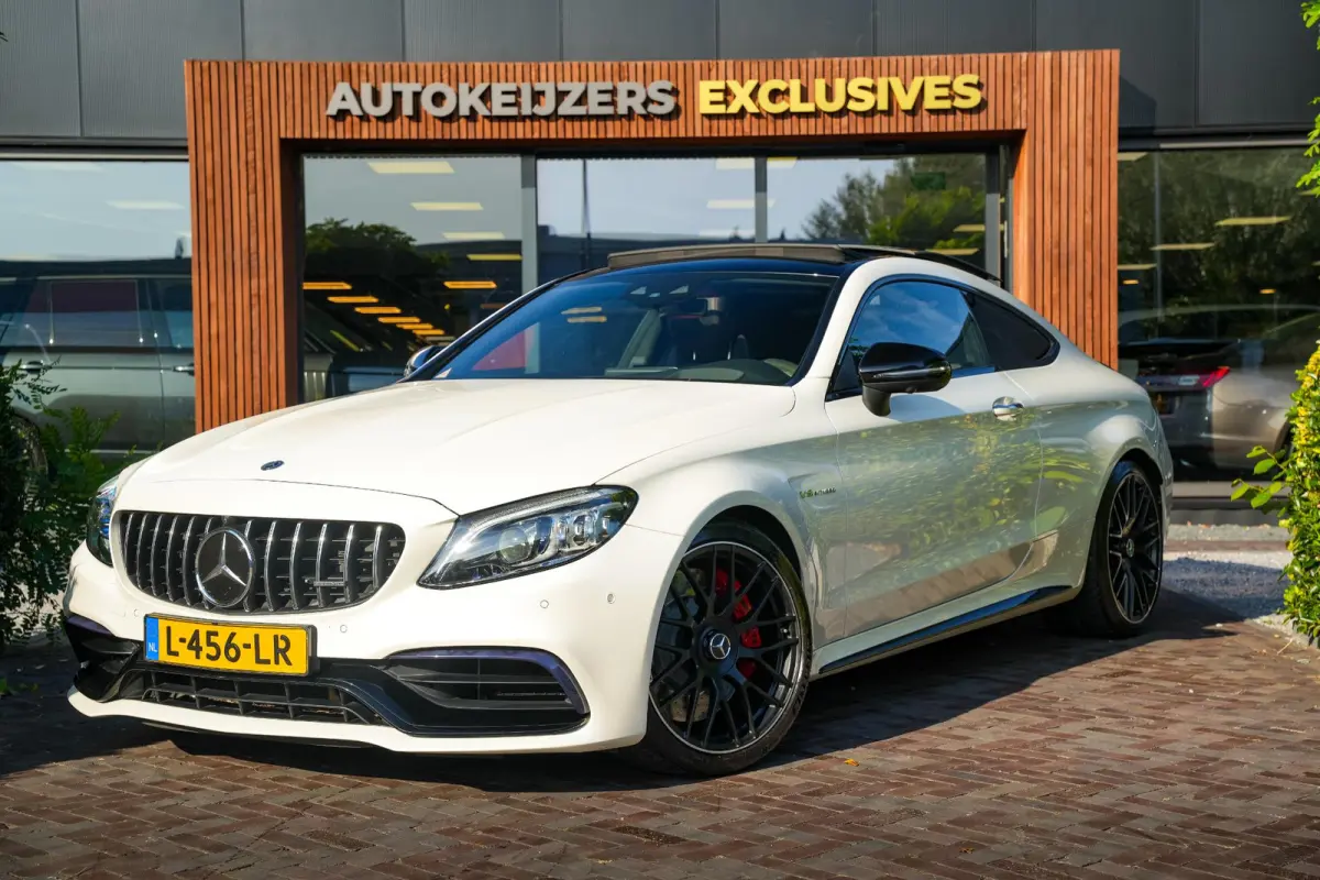 AMG 63 S Premium Plus Pack Pano Perfrect onderhouden