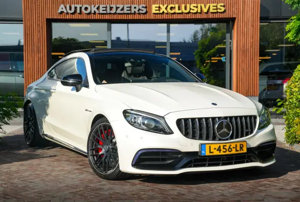 AMG 63 S Premium Plus Pack Pano Perfrect onderhouden