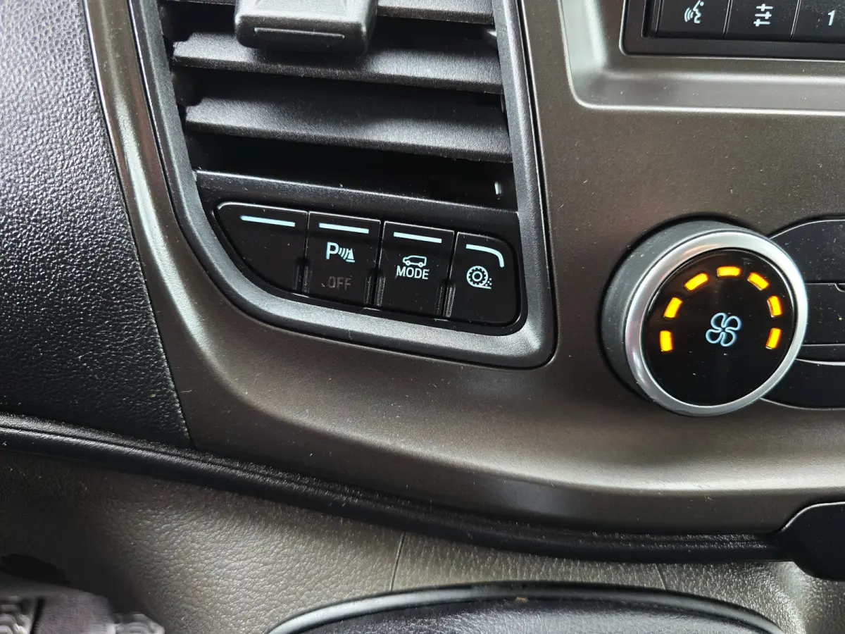 350 2.0 TDCI L2 H2 - 130 Pk - Euro 6 - Airco - Cruise Control