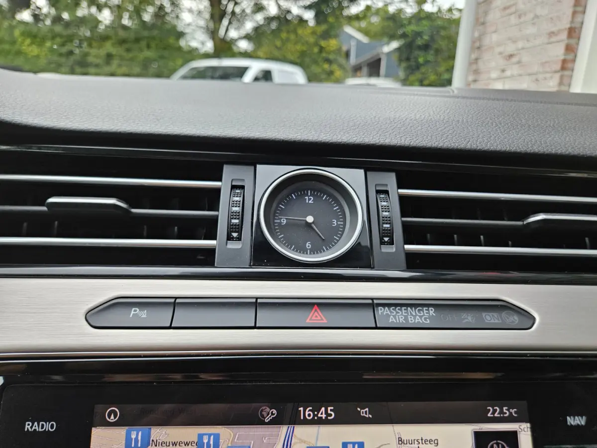1.5 TSI Highline Business R Trekhaak! Automaat! Camera! Carplay! Mooie/Nette Auto!