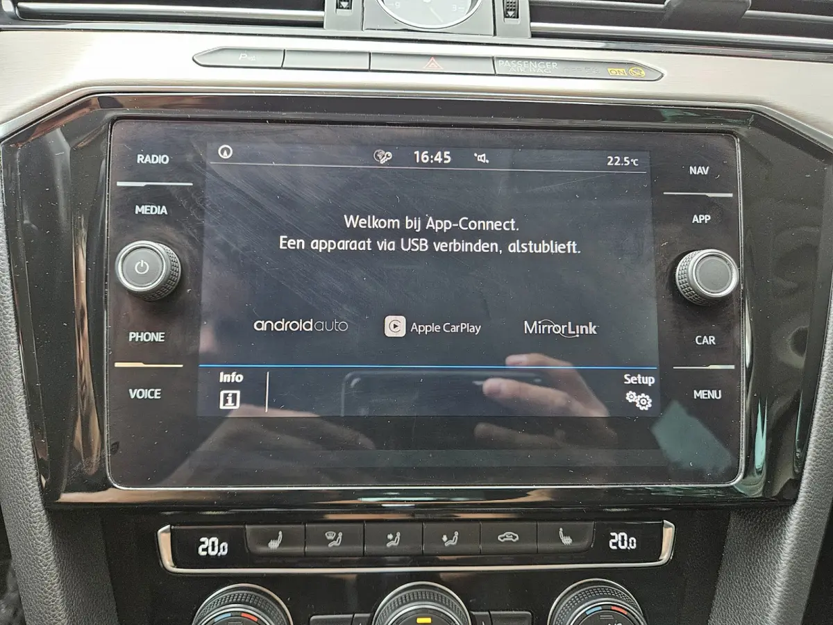 1.5 TSI Highline Business R Trekhaak! Automaat! Camera! Carplay! Mooie/Nette Auto!
