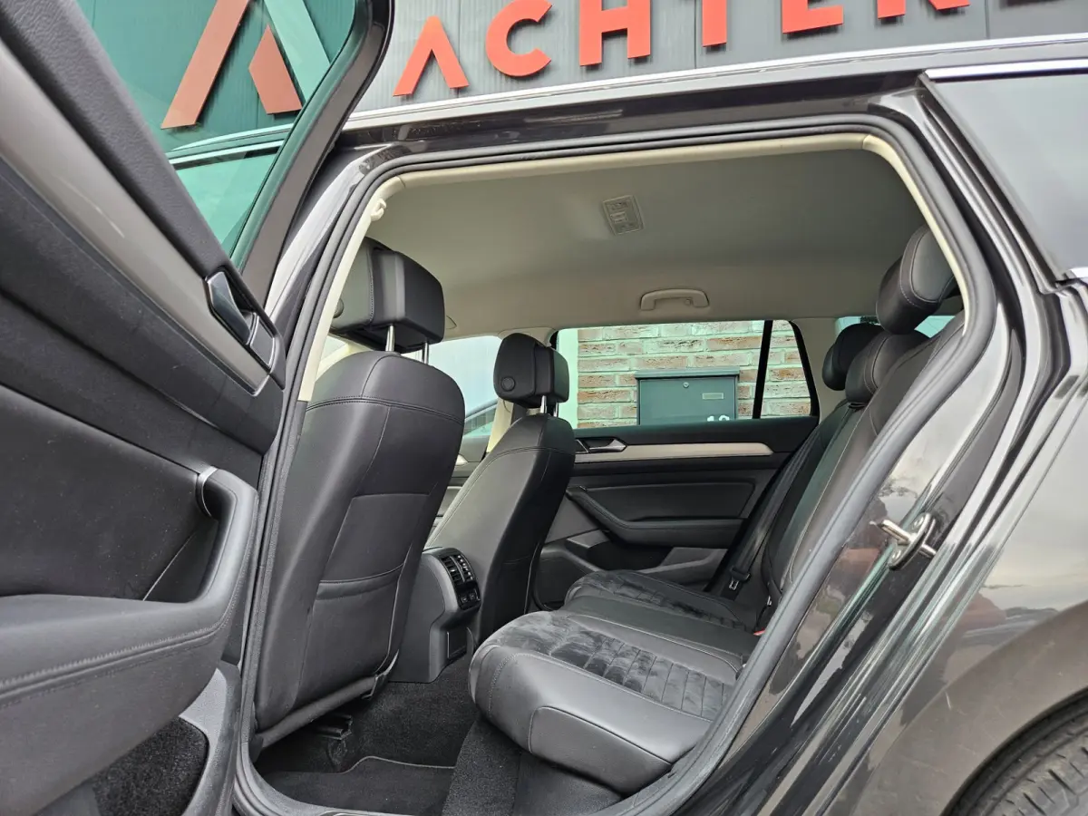 1.5 TSI Highline Business R Trekhaak! Automaat! Camera! Carplay! Mooie/Nette Auto!