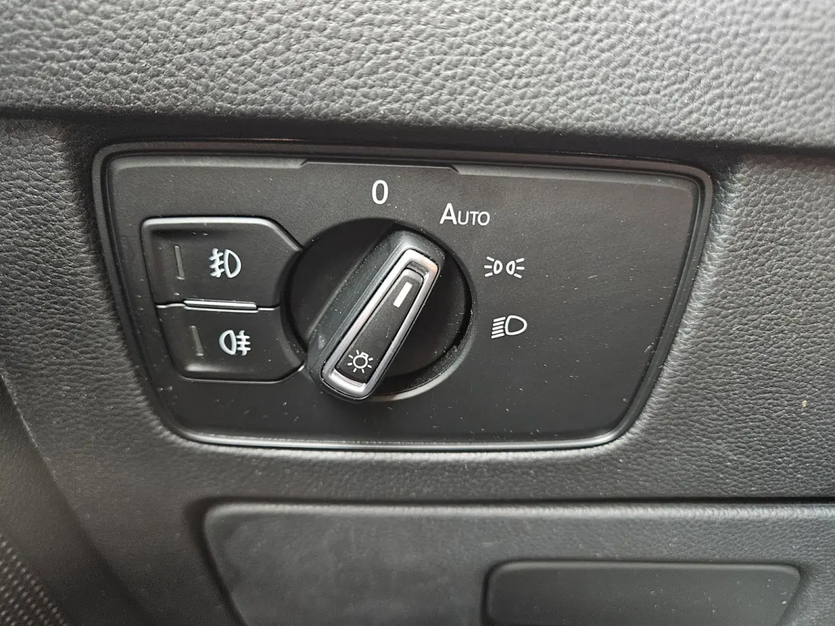 1.5 TSI Highline Business R Trekhaak! Automaat! Camera! Carplay! Mooie/Nette Auto!