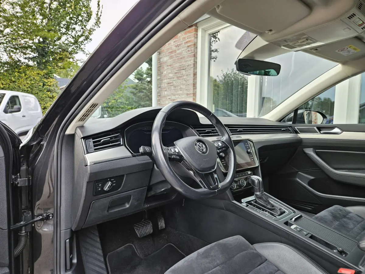 1.5 TSI Highline Business R Trekhaak! Automaat! Camera! Carplay! Mooie/Nette Auto!
