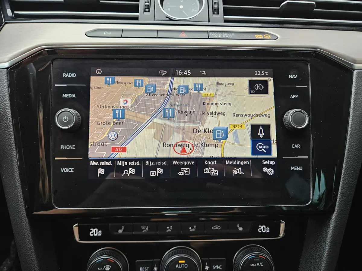 1.5 TSI Highline Business R Trekhaak! Automaat! Camera! Carplay! Mooie/Nette Auto!