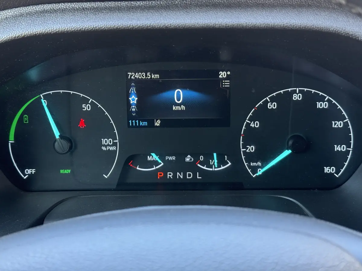 68kWh 184PK L4H3 316km WLTP BEV Snelladen Carplay Climate control Parkeersensoren v+a Stoelverwarming