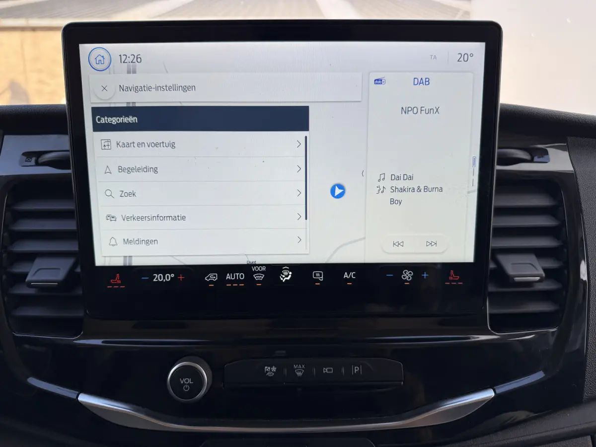 68kWh 184PK L4H3 316km WLTP BEV Snelladen Carplay Climate control Parkeersensoren v+a Stoelverwarming