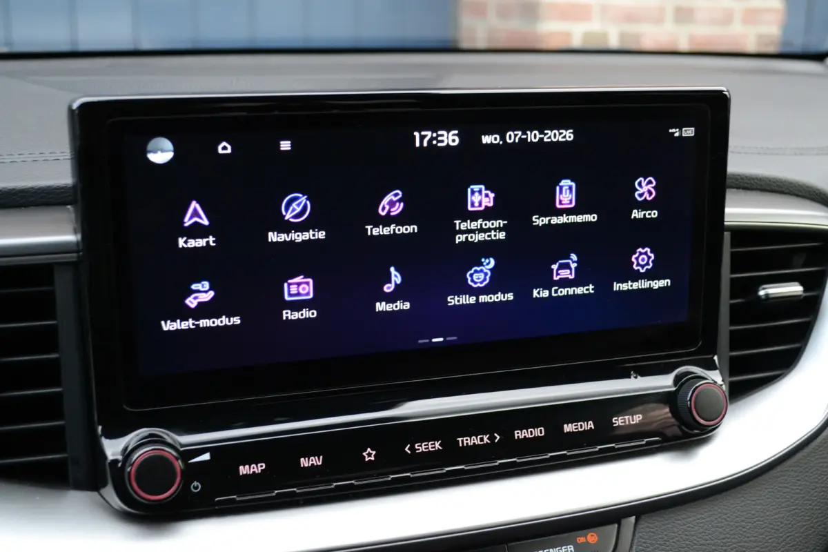 1.0 T-GDi DynamicLine | Camera | Carplay/Android Auto | Getint Glas