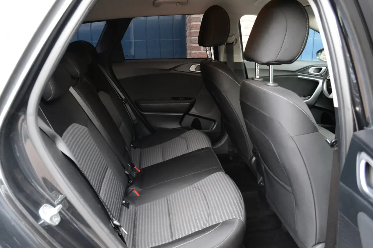 1.0 T-GDi DynamicLine | Camera | Carplay/Android Auto | Getint Glas